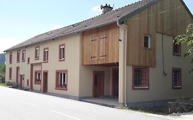 Au Val Des Meuris