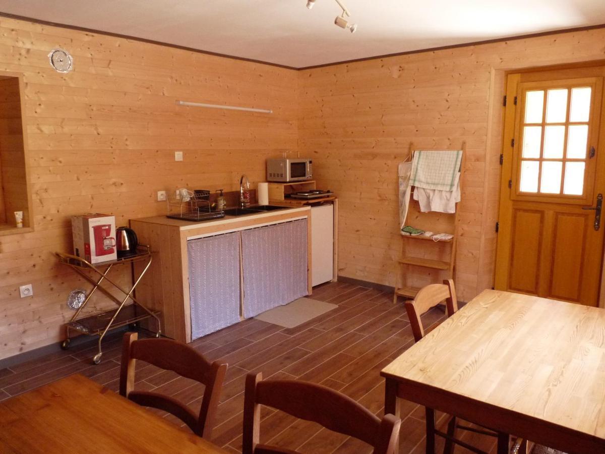 Bed and Breakfast Au Val Des Meuris Taintrux Exterior foto